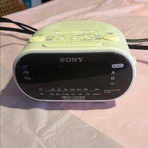 Sony White Dream Machine Clock Radio C318 Works Dual Alarm